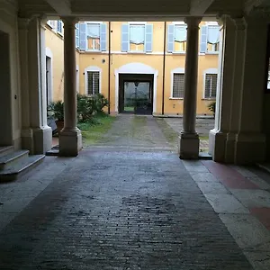 https://residenza-cavalli.emilia-romagnahotels.net