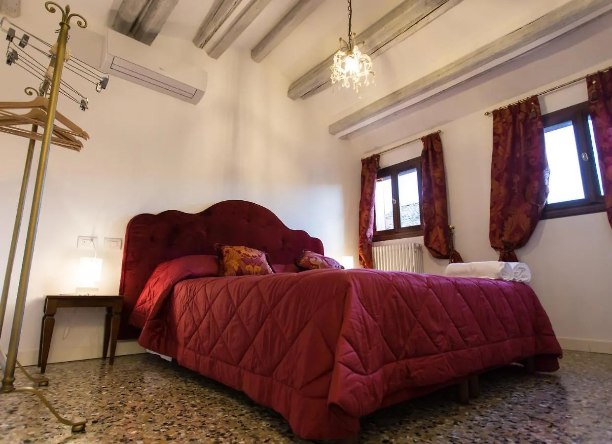 Ca' Nal Apartments Venezia 0*,  Italia